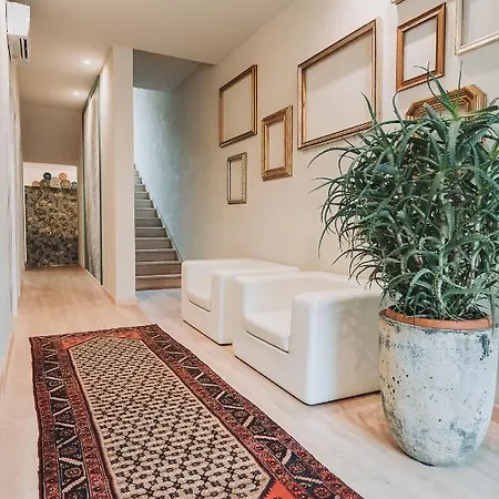 Bed & Breakfast Cavour 117